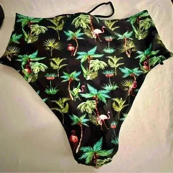 Flamingo Tropical Bikini - Picture 9 of 15
